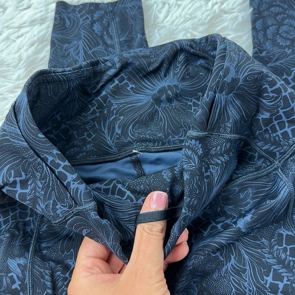 Lululemon Fast & Free 7/8 Tight II (Nulux 25") Nouveau Mach Blue Black - Picture 3 of 6